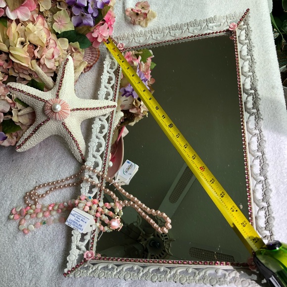 Vintage Mirrored Dresser Tray - Picture 2 of 4